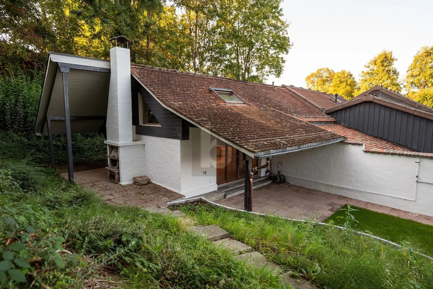 PRICE REDUCTION!! NEWLY RENOVATED WITH LARGE GARDEN - Photo 1 of 6