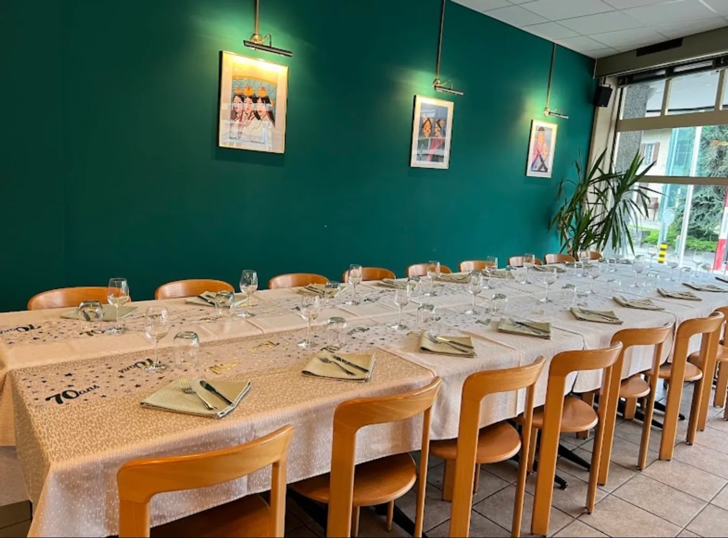 Restaurant for Sale in Prilly - Photo 1 of 3