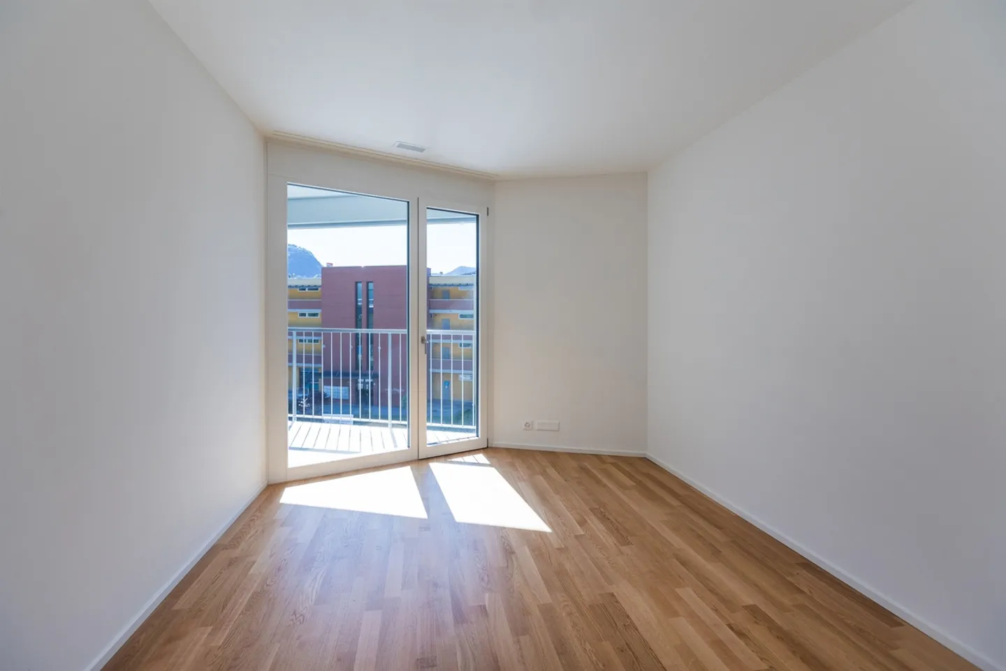 3.5 Room Apartment - Photo 6 of 7