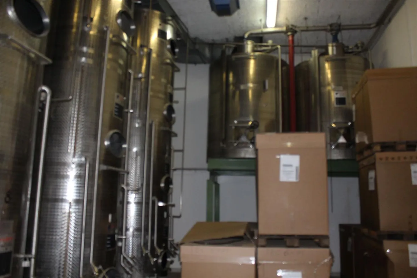 Lager | Weinkeller | Ausgestatteter Lagerraum - Foto 5 von 13