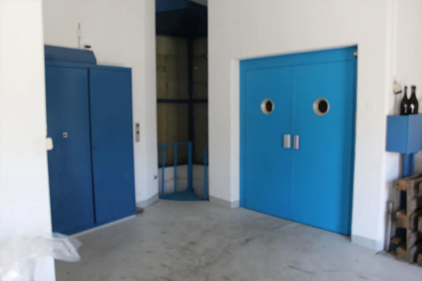 Lager | Weinkeller | Ausgestatteter Lagerraum - Foto 8 von 13