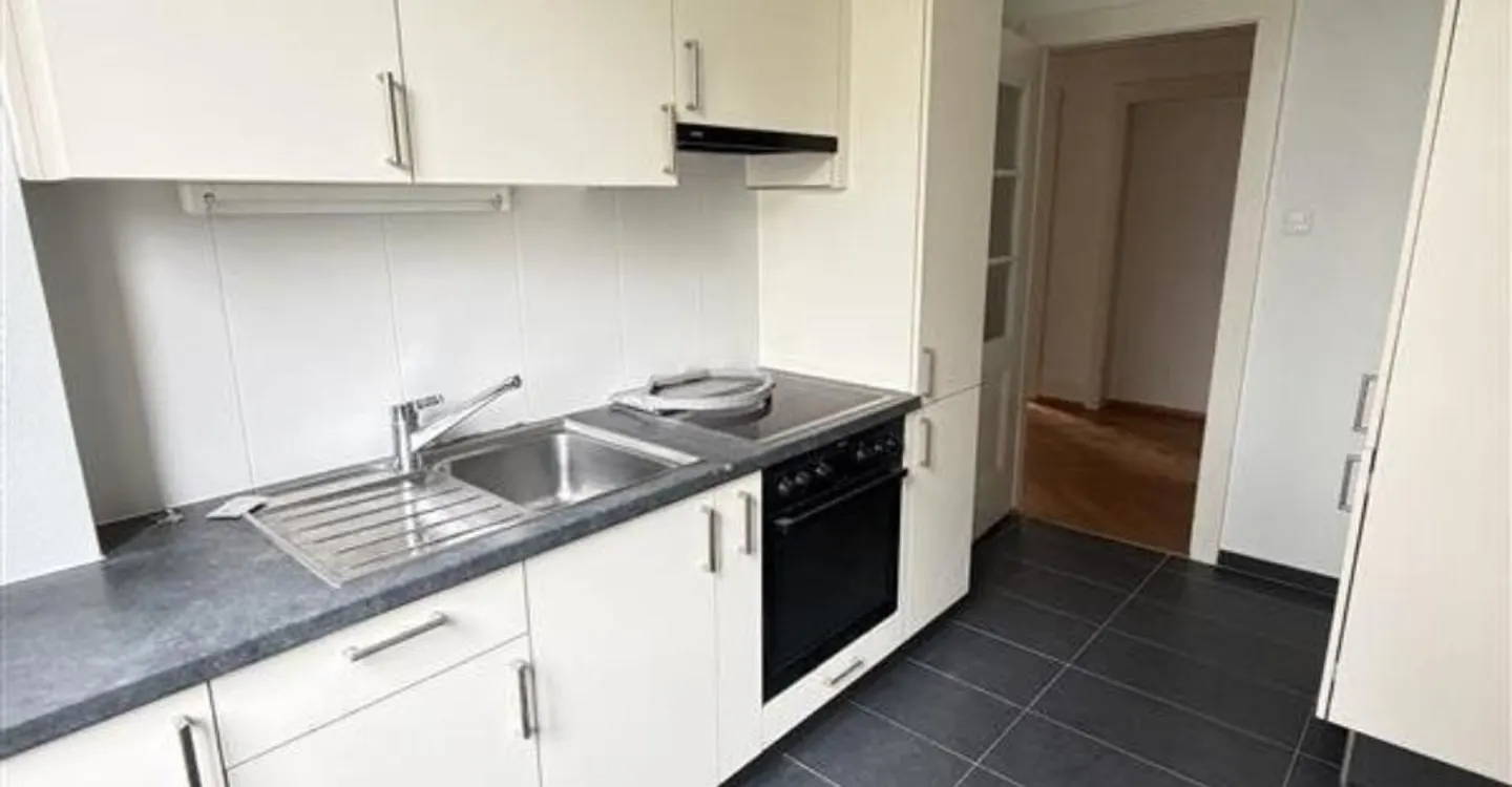 Nice apartment well located - Photo 1 of 3