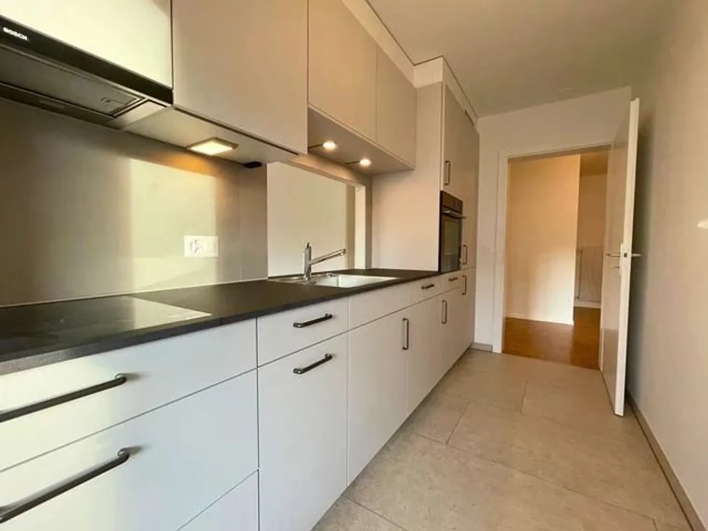 Appartement de 3 pièces au 4ème étage - Photo 7 sur 13