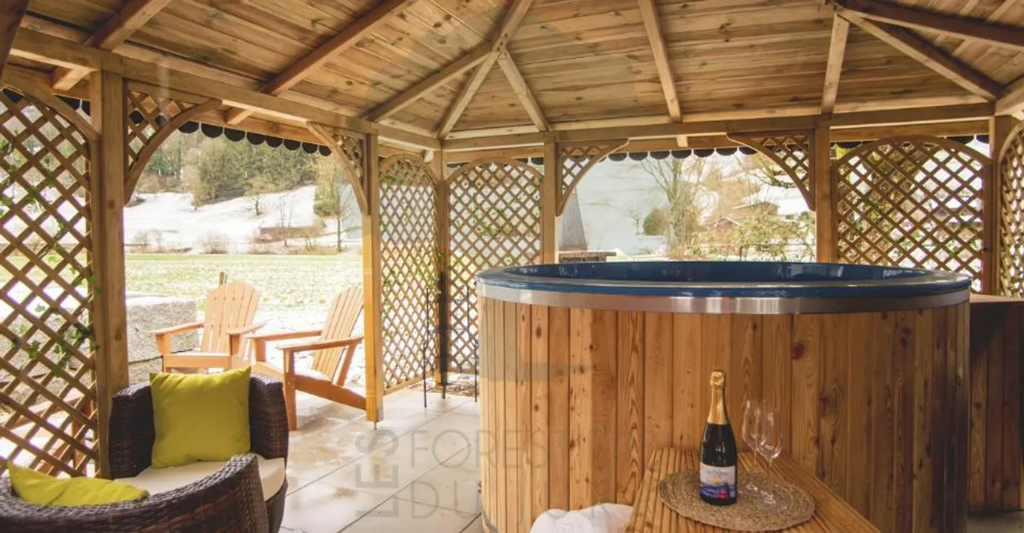 Ein wahres Refugium am Doubs, renoviertes Chalet mit nordischer Badewanne - Foto 8 von 13