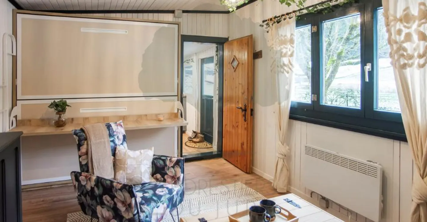 Ein wahres Refugium am Doubs, renoviertes Chalet mit nordischer Badewanne - Foto 3 von 13