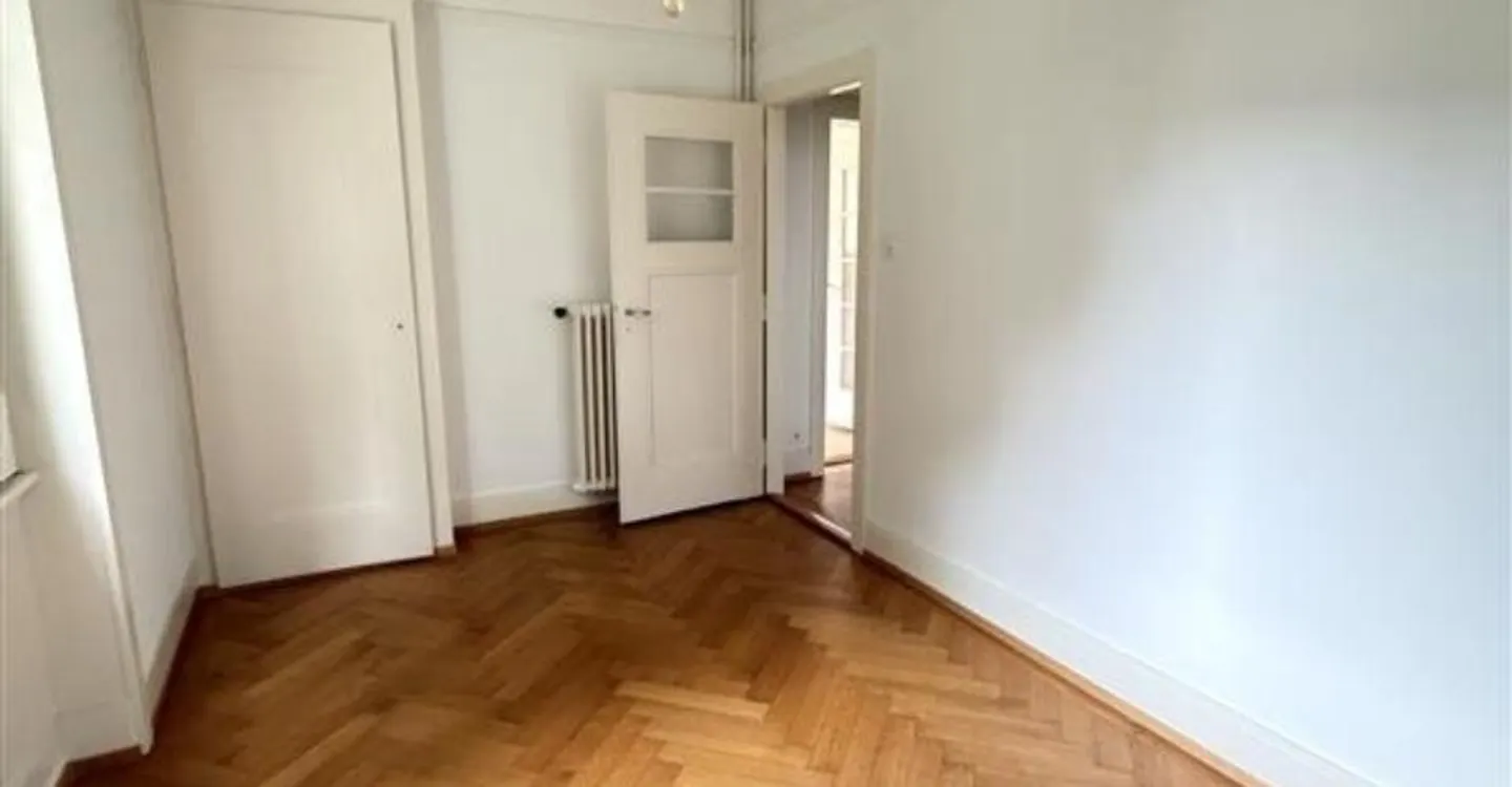 Nice apartment well located - Photo 2 of 3