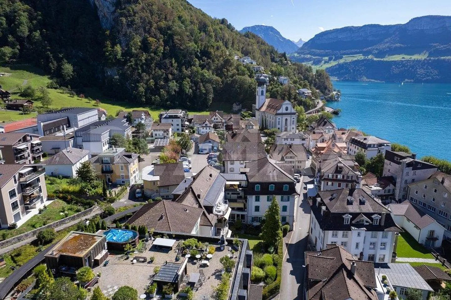 Appartement attrayant, nouvellement rénové de 2,5 pièces dans un emplacement calme près du centre du village et du lac, 6442 Gersau SZ - Photo 12 sur 13