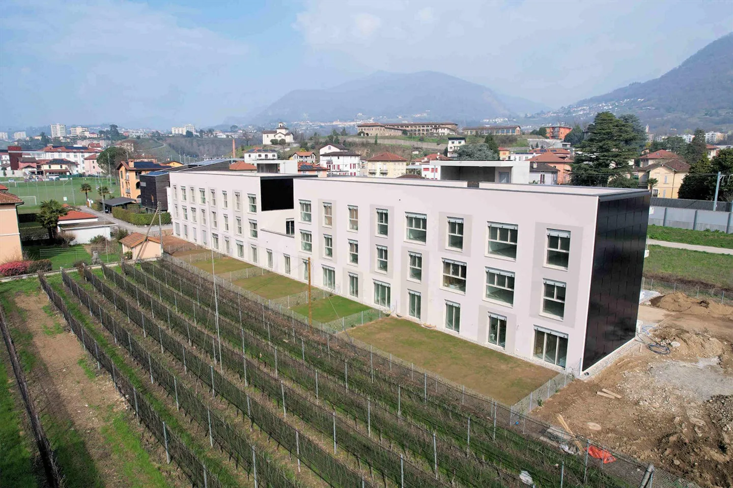 Nuovo Appartamento con Grande Terrazza - Foto 4 di 13