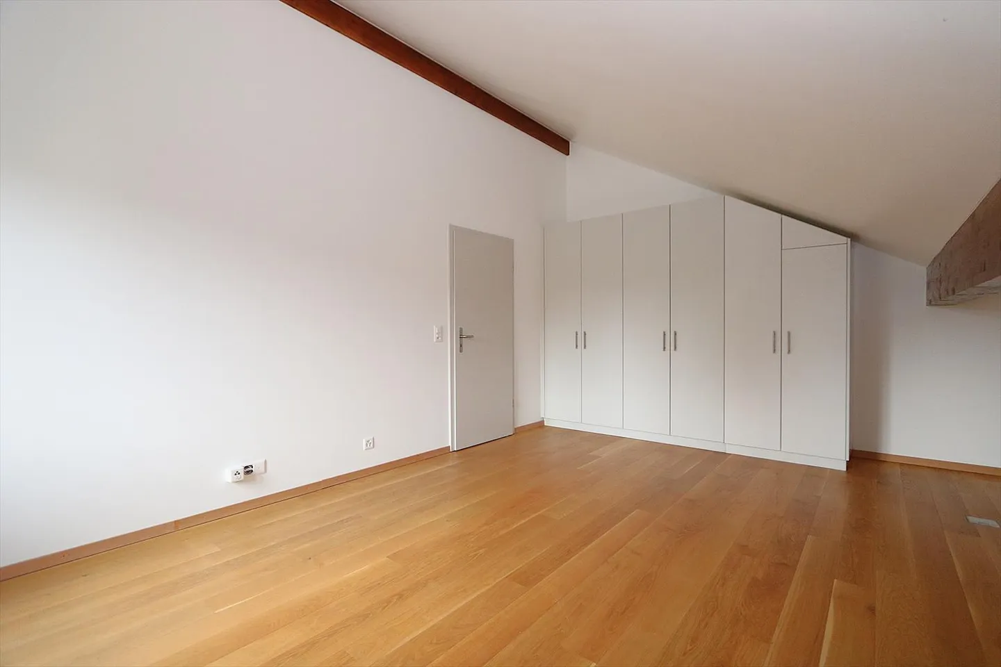 Duplex-Wohnung mit 7,5 Zimmern und Terrasse in Bernex - Foto 17 von 17