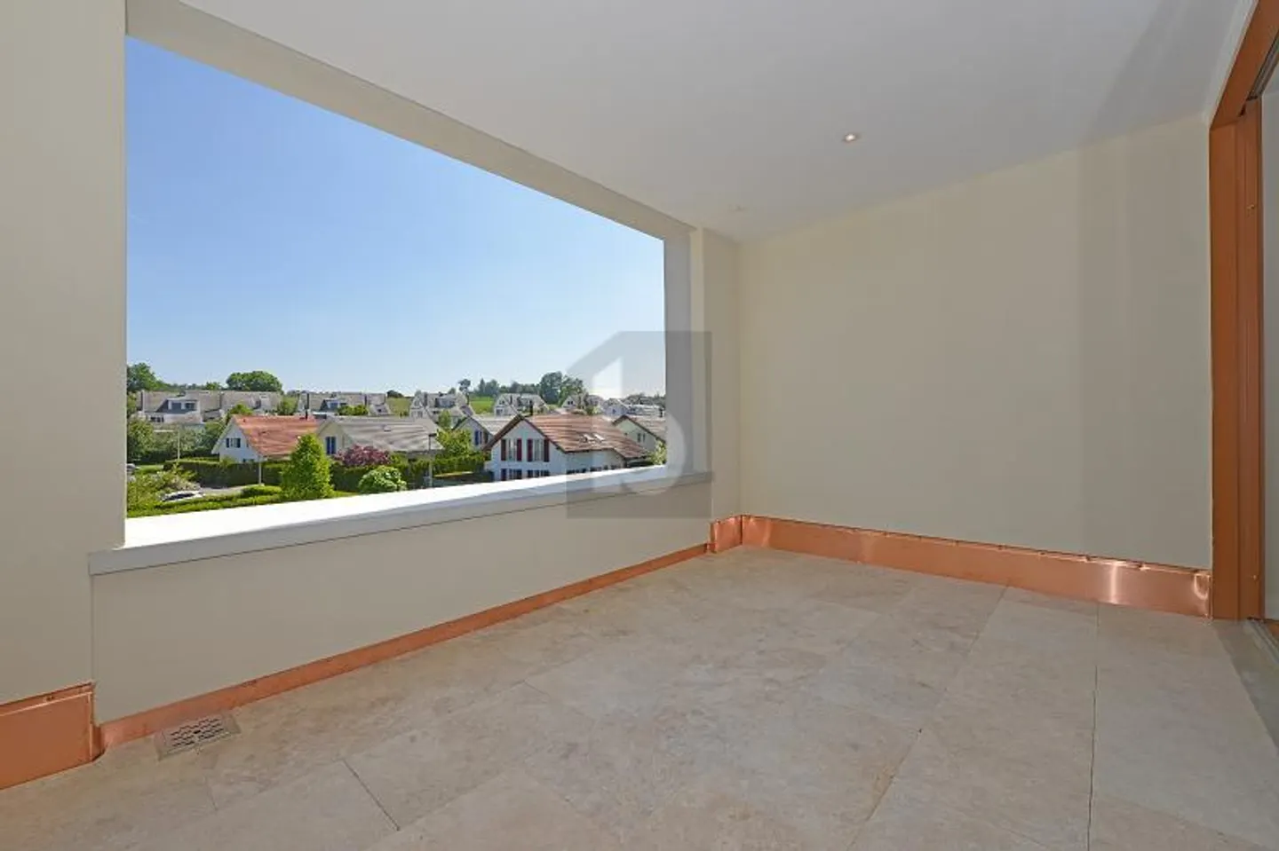 Stylish and Modern with Beautiful Loggia - Photo 2 of 6