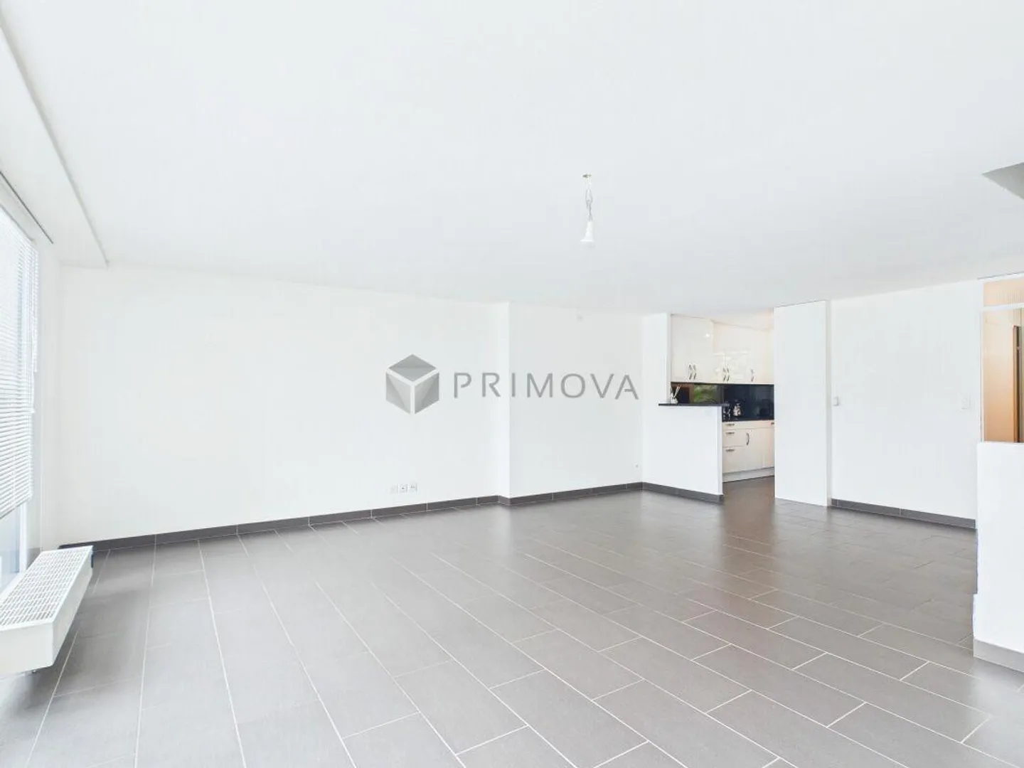 Moderne Maisonette mit Balkon - Foto 2 von 12