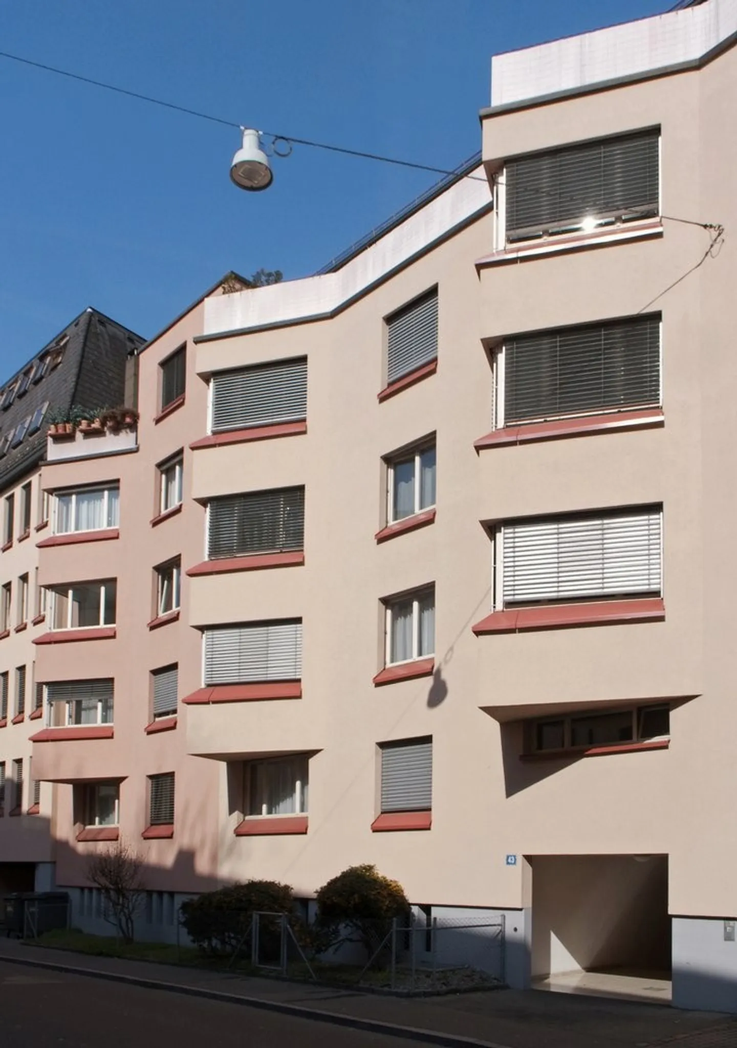 Posto auto in garage sotterraneo - Zurigo Distretto 8 - Foto 1 di 2