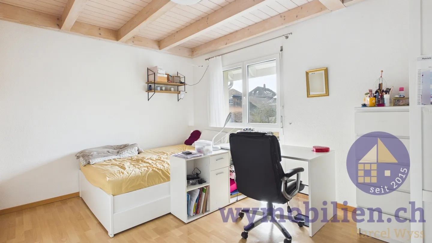 Ampio spazio, tranquillità + vicinanza al centro – Casa bifamiliare con giardino - Foto 8 di 11