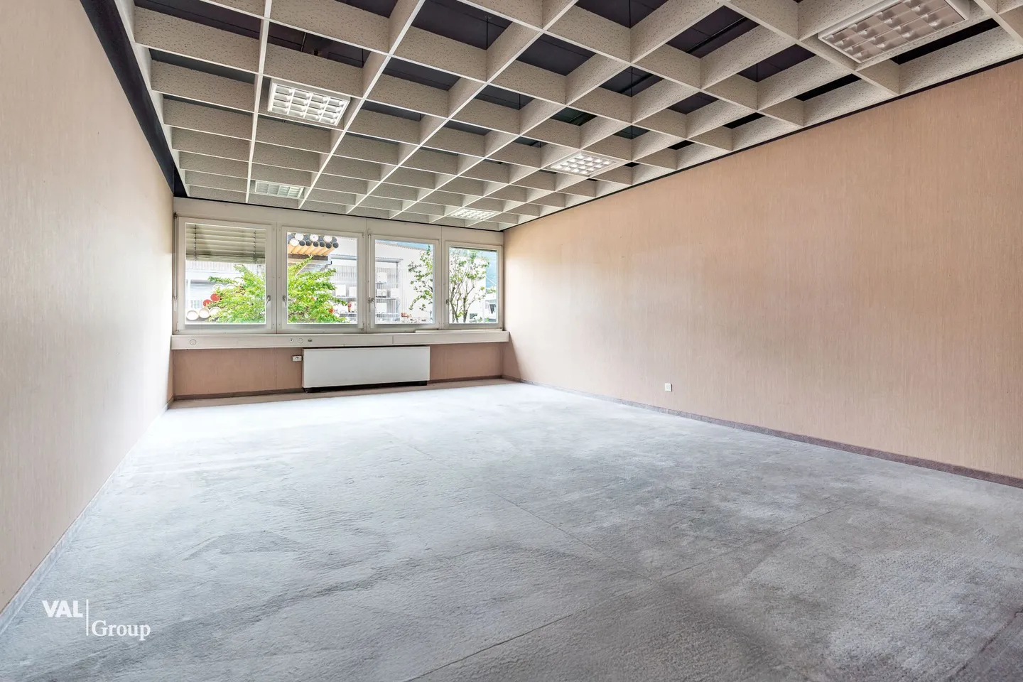 Edificio ad uso misto in affitto - Foto 4 di 13