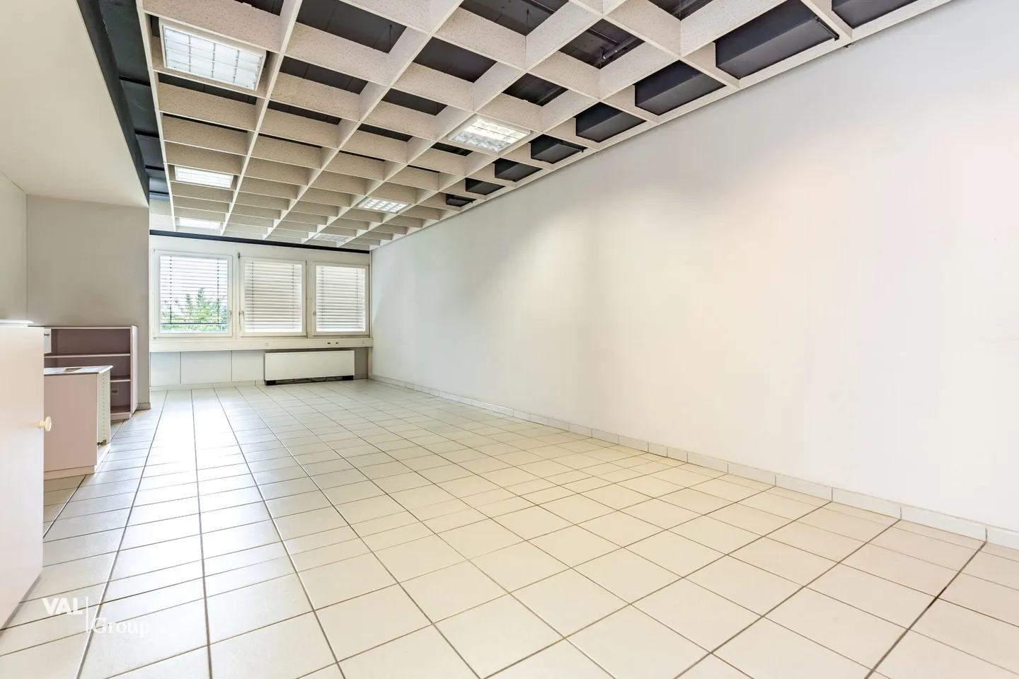 Edificio ad uso misto in affitto - Foto 7 di 13