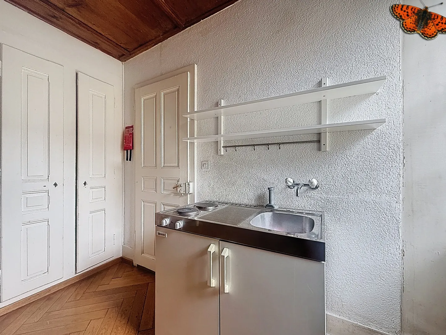 PLEASANT STUDIO - in a quiet area! - Photo 3 of 5