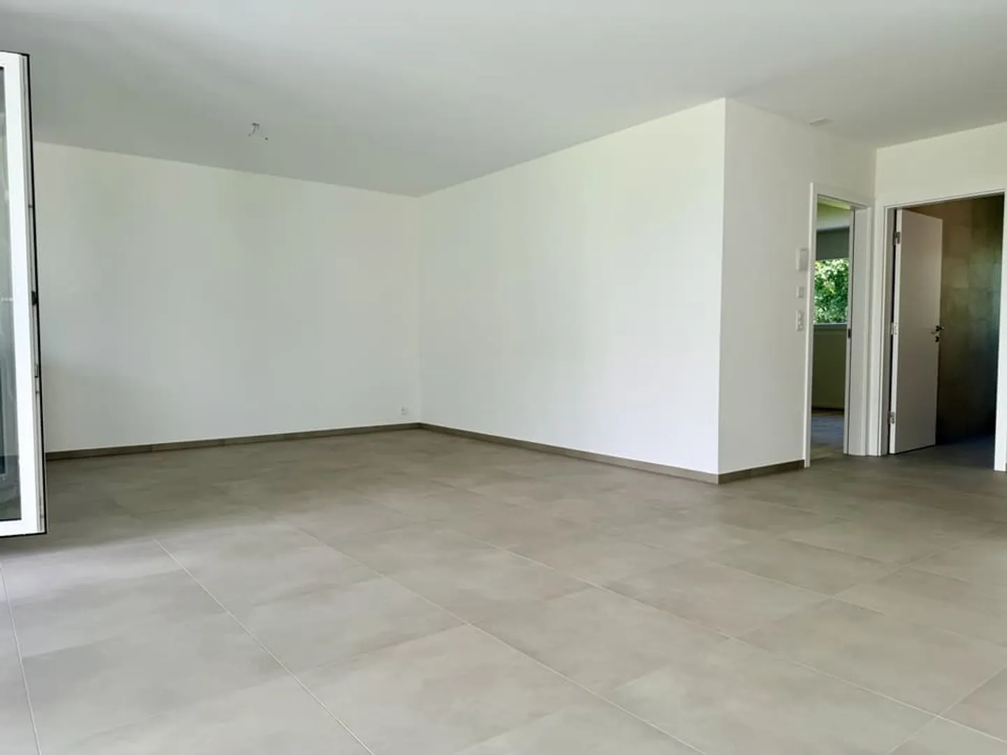 Available immediately - Photo 5 of 13