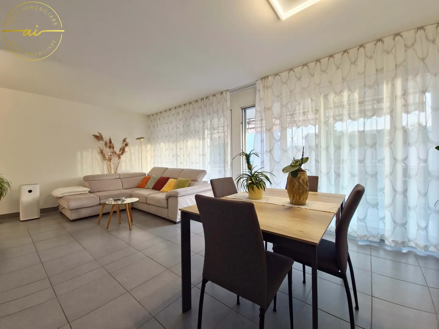 APPARTEMENT LUMINEUX DE 3,5 PIÈCES AVEC VUE OUVERTE - Photo 5 sur 13