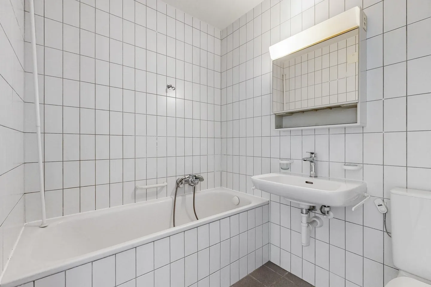 Apartment for rent - Photo 8 of 9