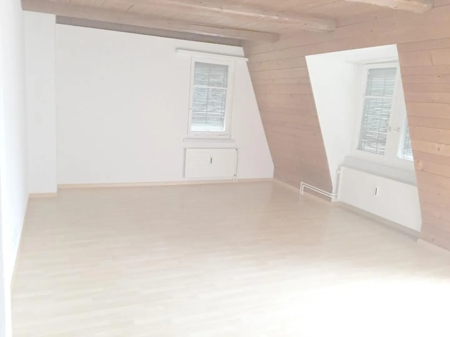 Appartement sous les combles de 2,5 pièces - Photo 4 sur 5