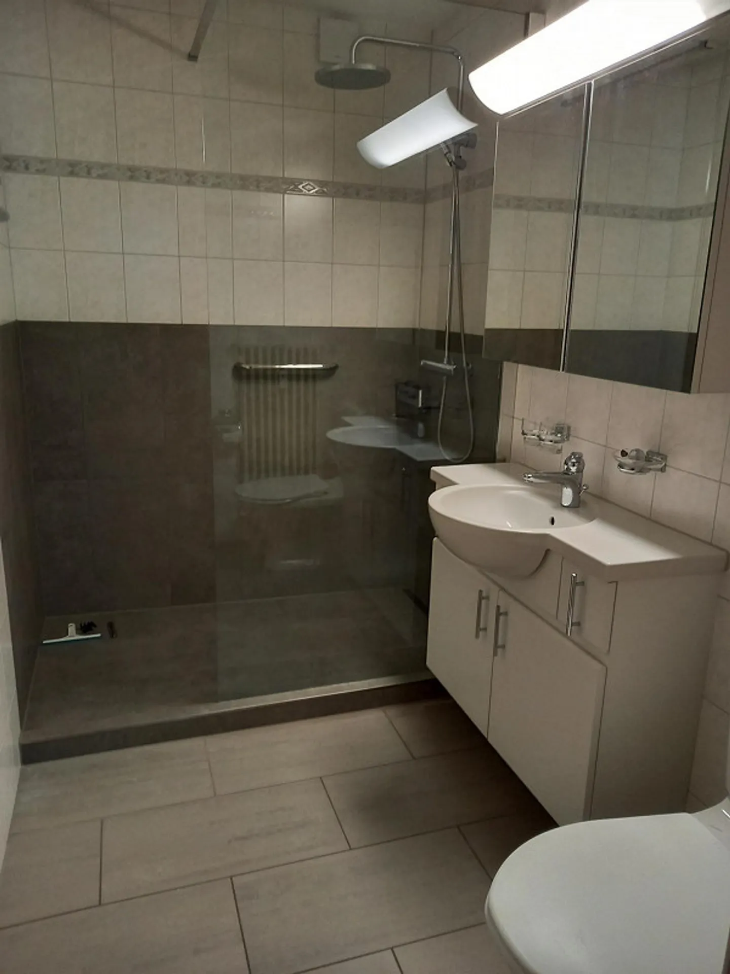 Appartamento 4.5 stanze in una posizione tranquilla - Foto 5 di 11