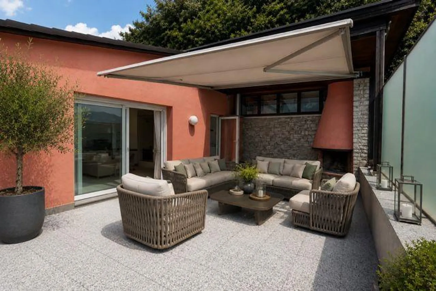 Villa exclusive avec accès direct au lac – Élégance intemporelle dans l'un des emplacements les plus recherchés du lac de Lugano - Photo 2 sur 8