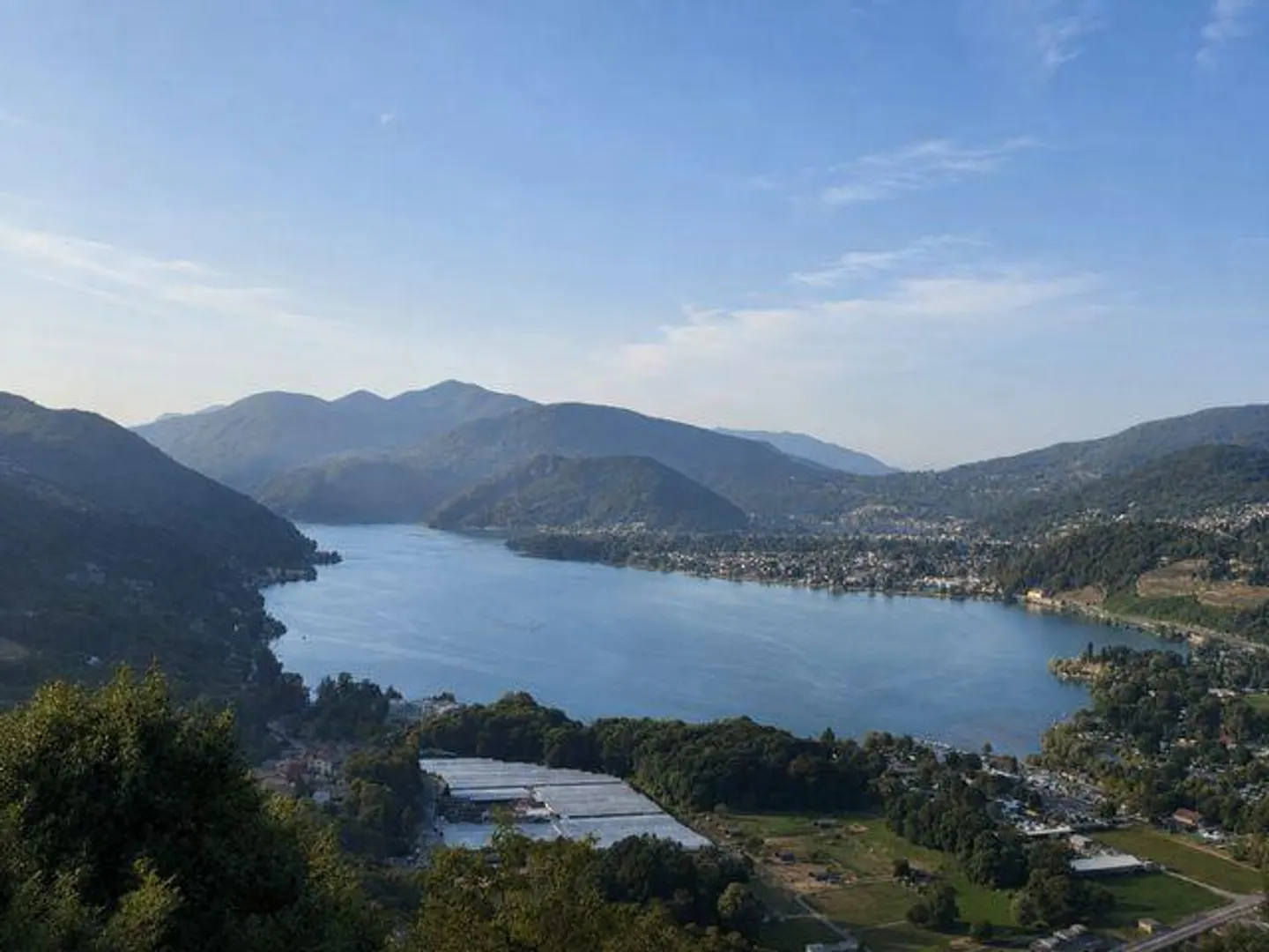 Villa exclusive avec accès direct au lac – Élégance intemporelle dans l'un des emplacements les plus recherchés du lac de Lugano - Photo 5 sur 8