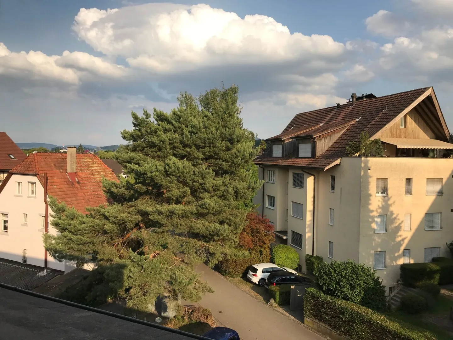 Large, bright attic apartment in a quiet location with a wide view - Photo 2 of 11