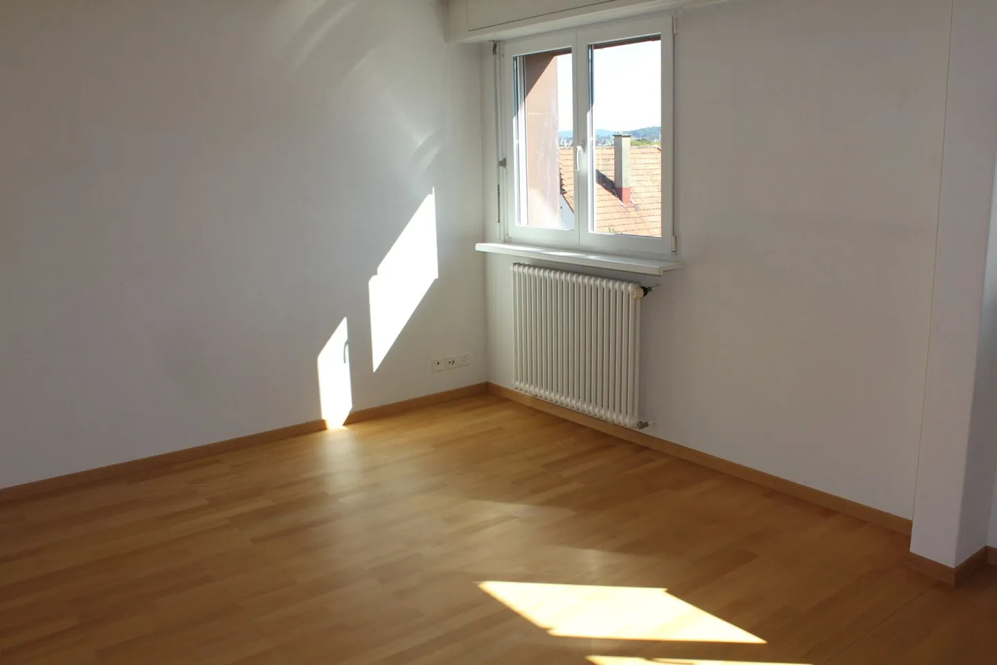 Large, bright attic apartment in a quiet location with a wide view - Photo 6 of 11