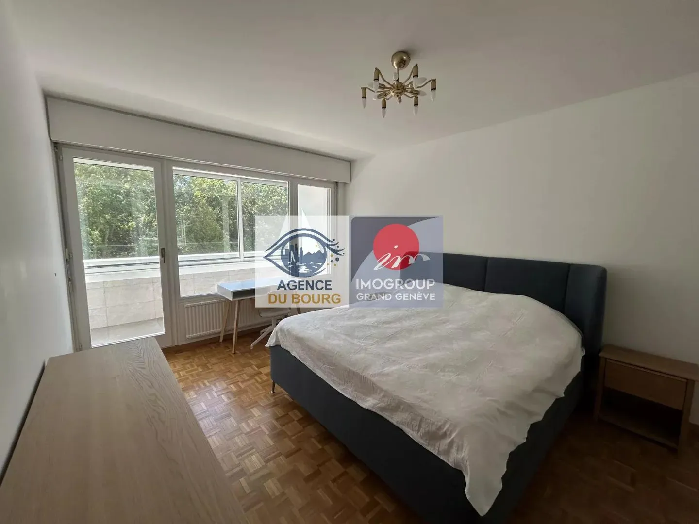 Renovated Apartment with Terrace - Photo 10 of 13