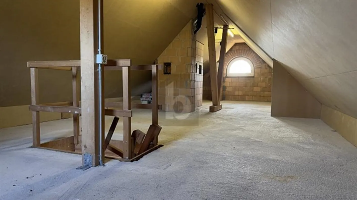 CALME, BAIGNÉ DE LUMIÈRE ET PLEIN DE CHARME - Photo 5 sur 6