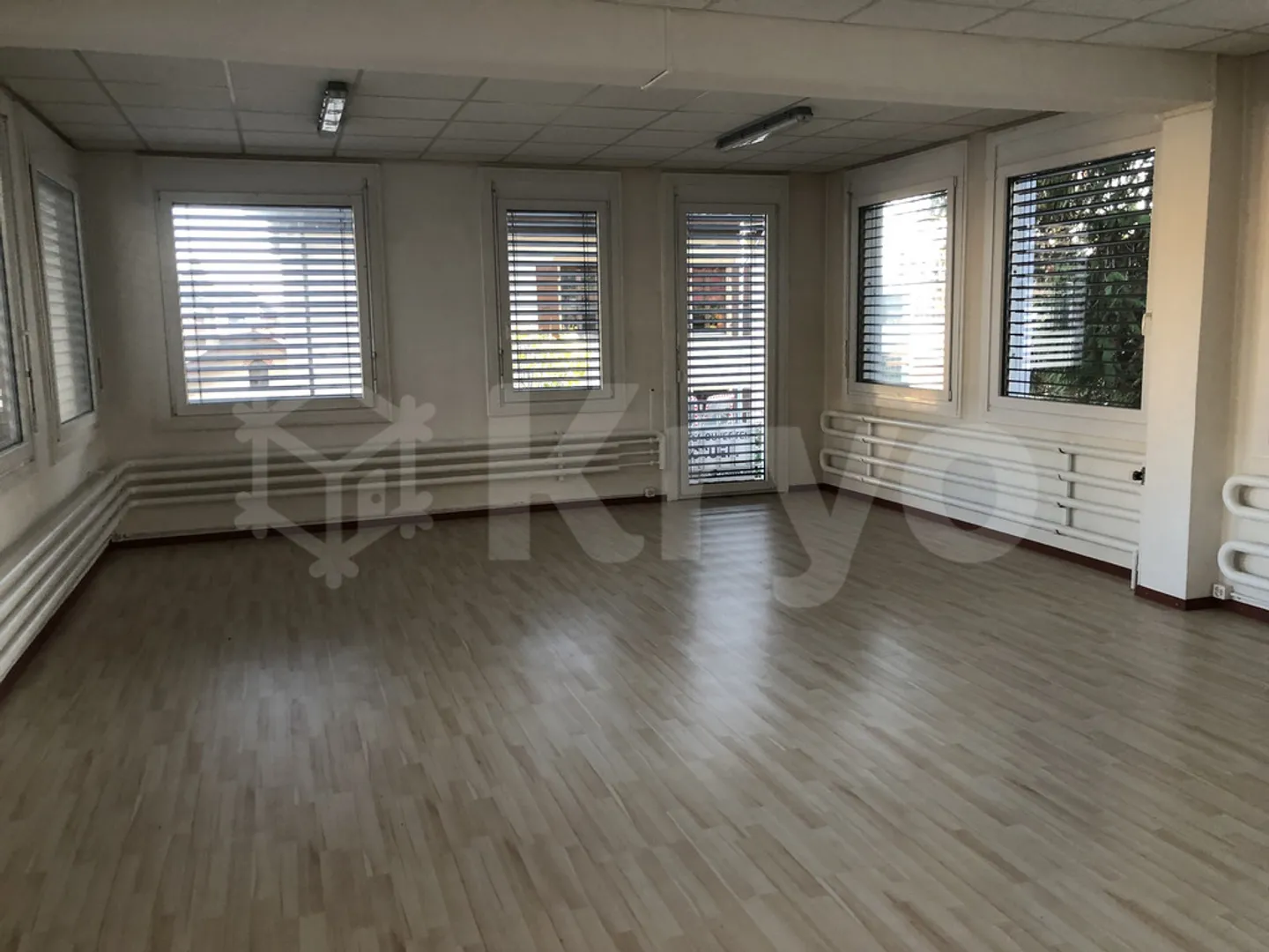 Versatile Commercial Space for Rent - Photo 1 of 3