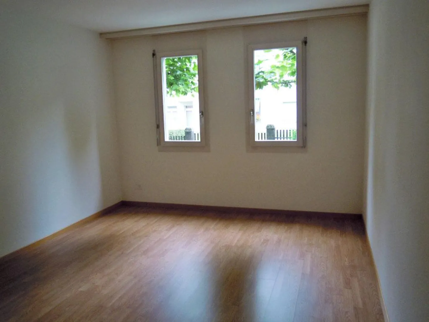Grosszügige 3.5-Zimmerwohnung im Zentrum von Lachen - Foto 5 von 7