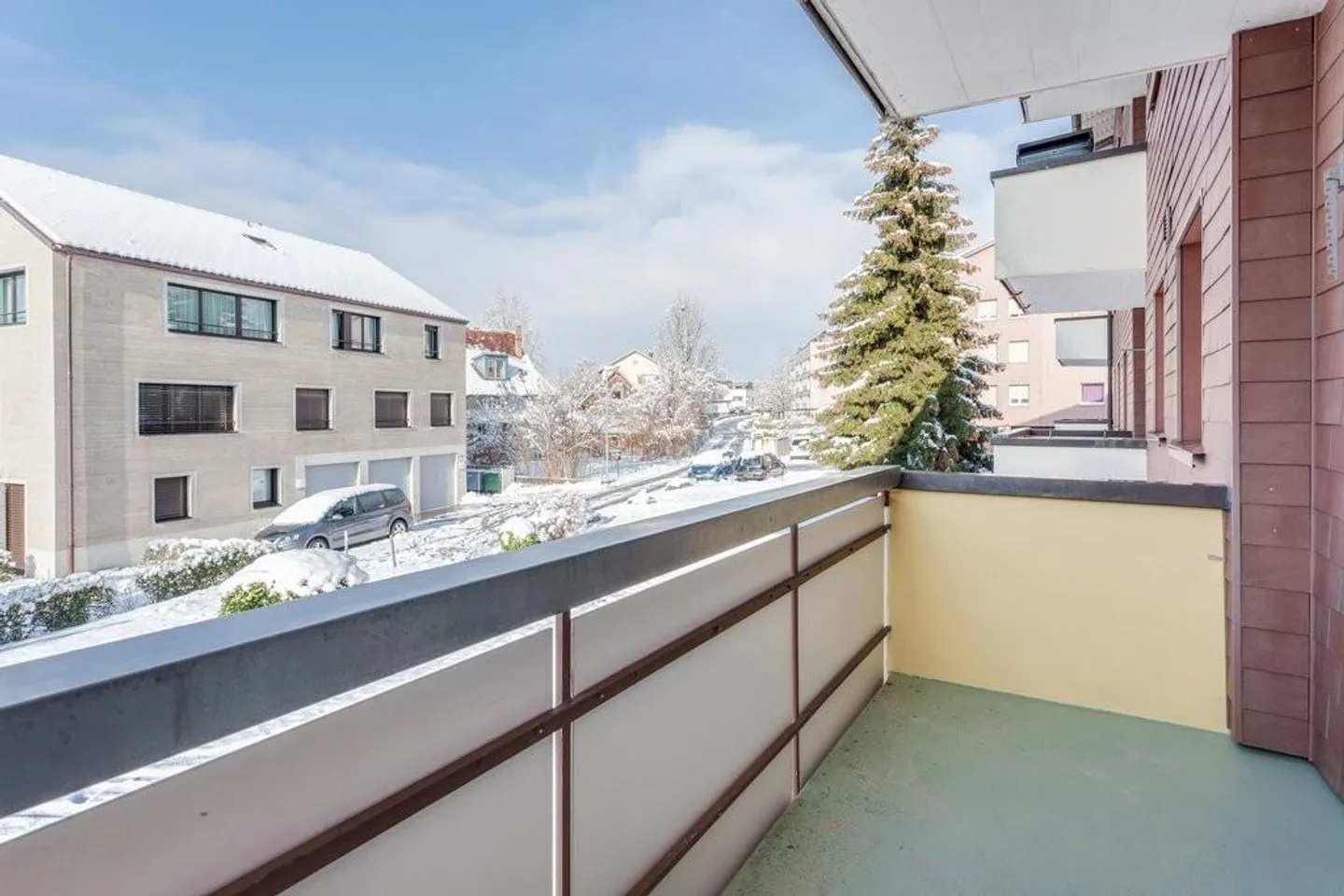 Charming, Quiet Apartment by Lake Zug - Photo 8 of 9