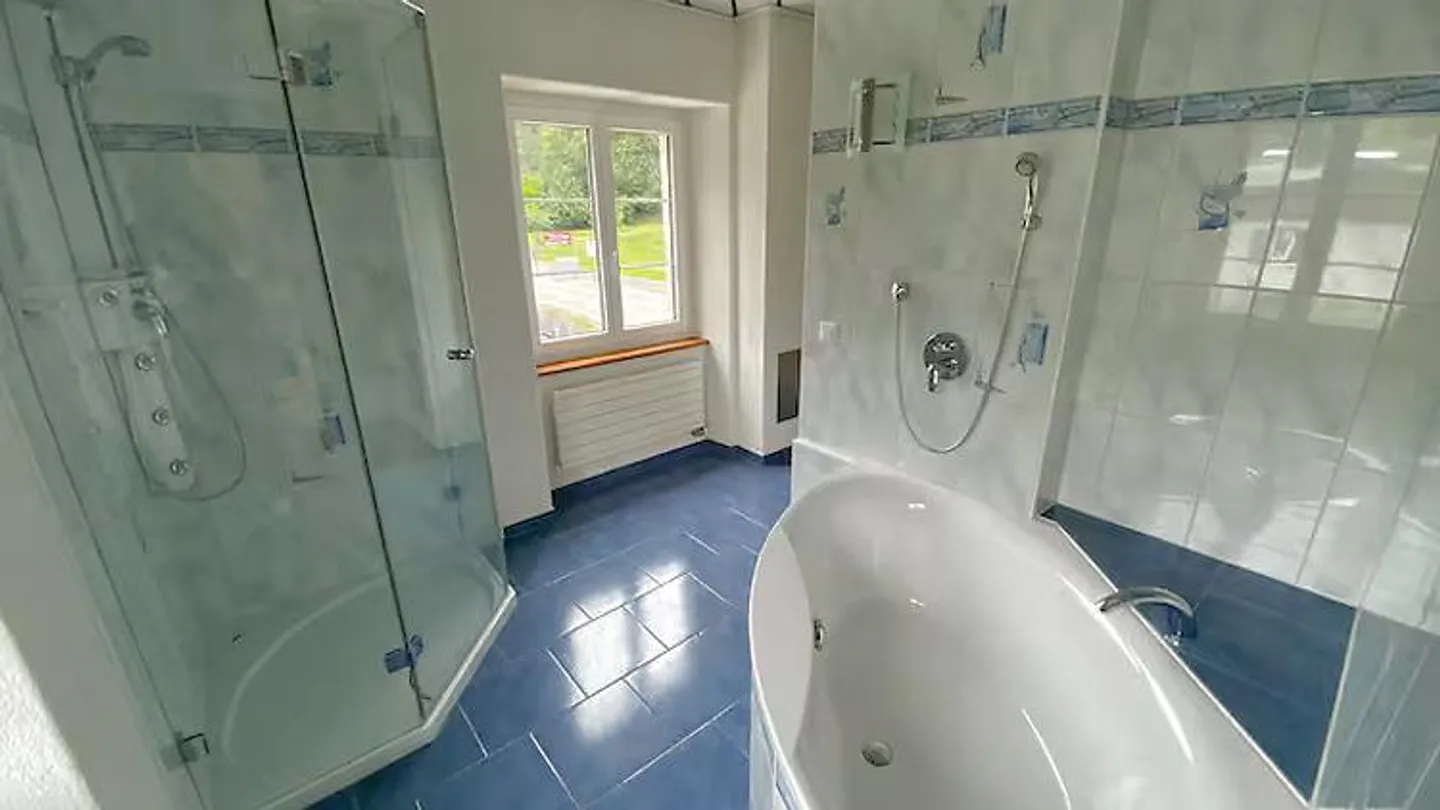 Renoviertes Haus in Erschwil - Foto 8 von 11