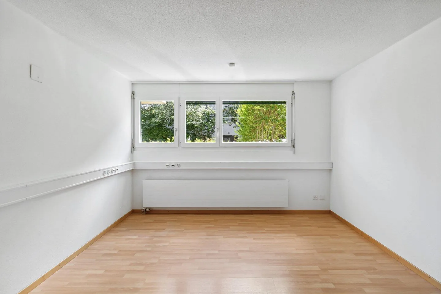 Bureau magnifique à louer - prêt à emménager, il suffit d'emménager et de commencer ! - Photo 4 sur 7