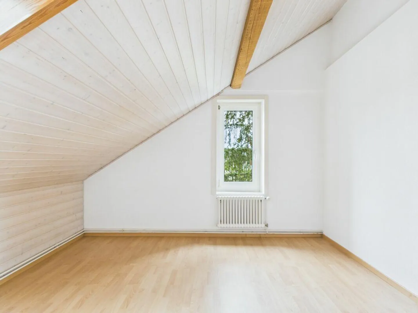 Accogliente appartamento mansardato di 3,5 stanze con balcone - Foto 8 di 9