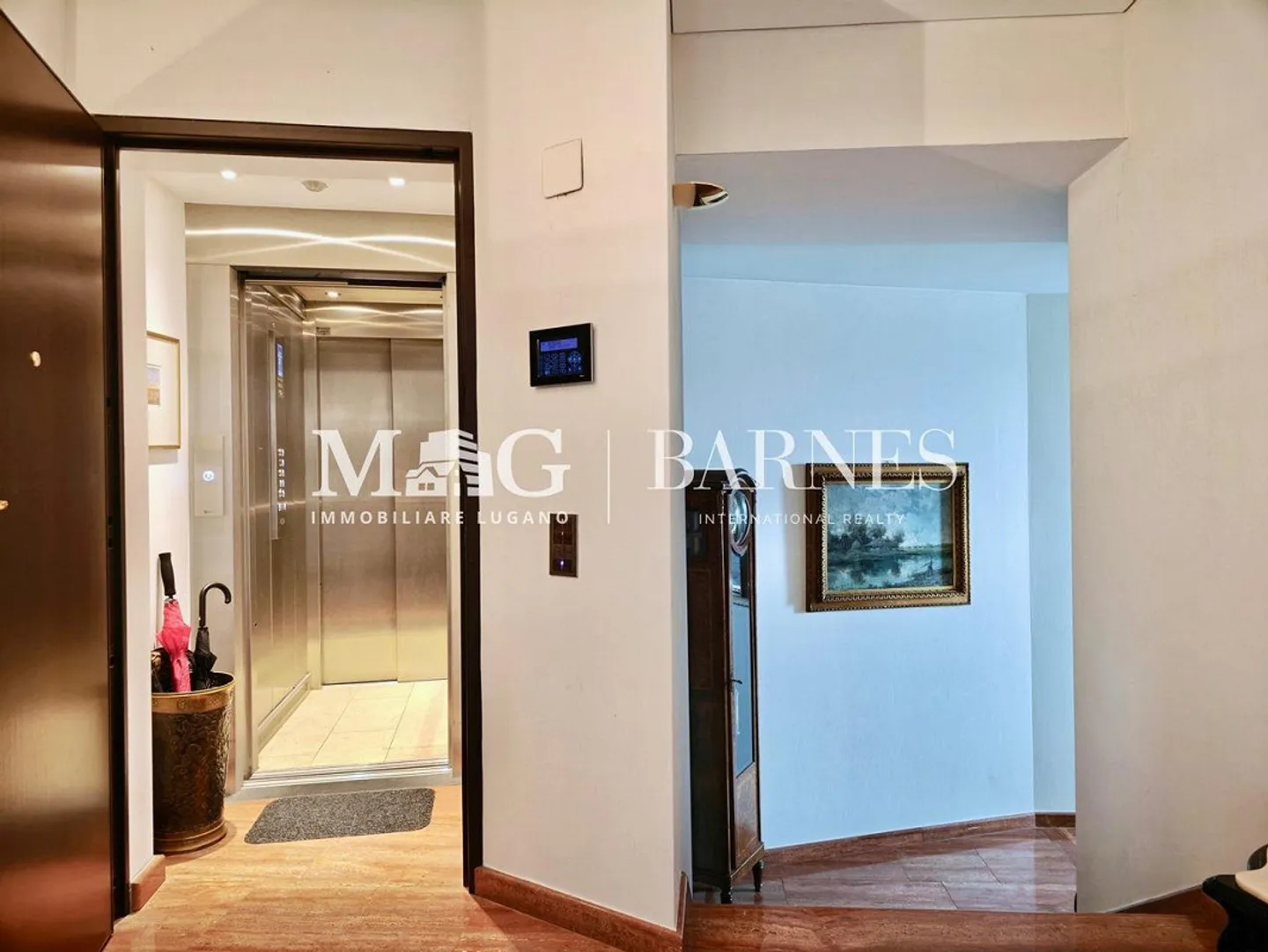 Lugano, Castagnola: Apartment mit Seeblick, Pool und Garten - Foto 9 von 16