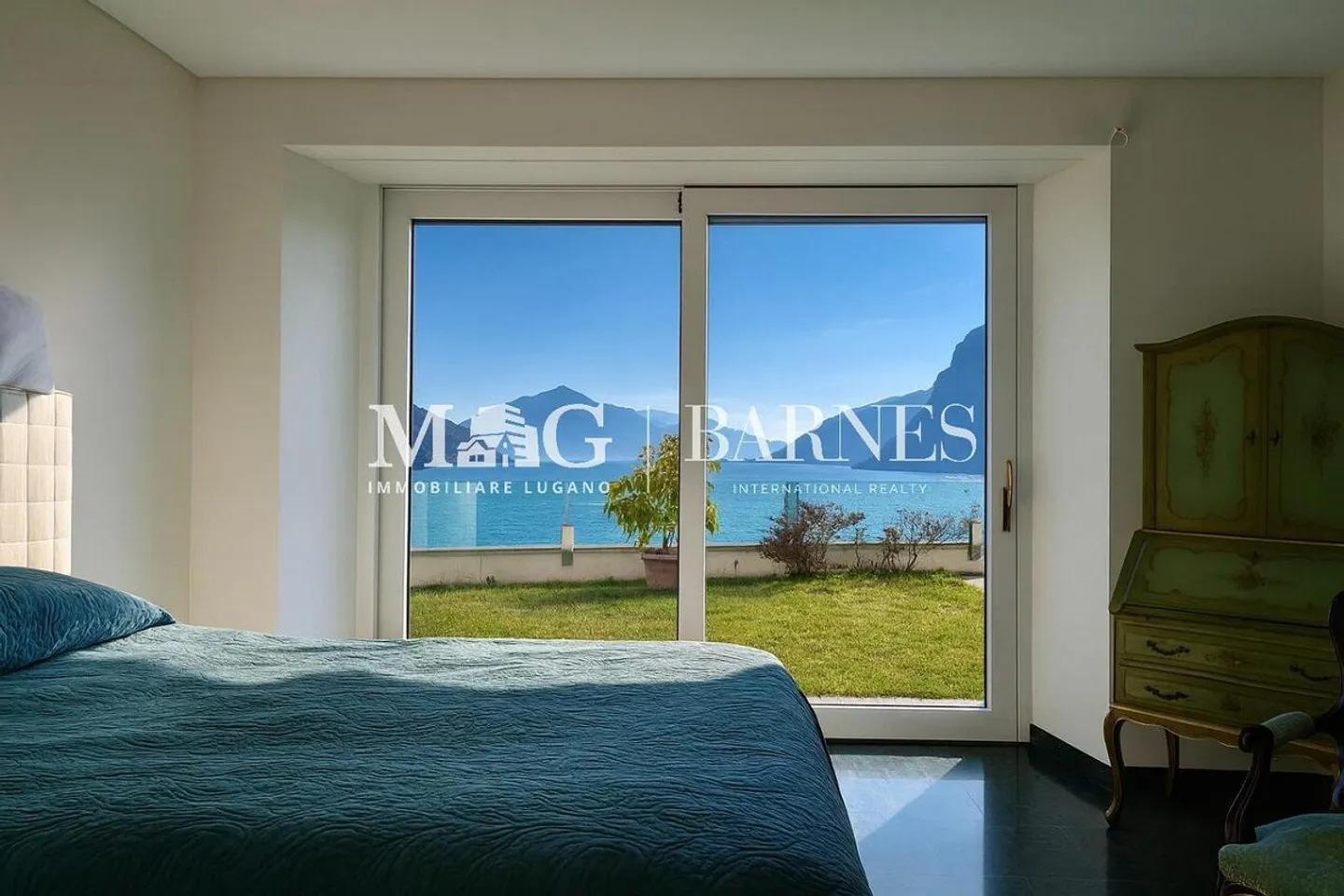 Lugano, Castagnola: Apartment mit Seeblick, Pool und Garten - Foto 14 von 16