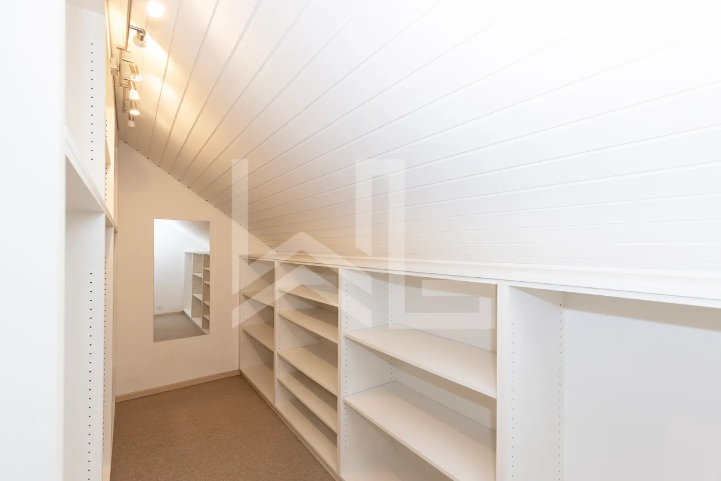 Charming Maisonette near Lake - Photo 10 of 15