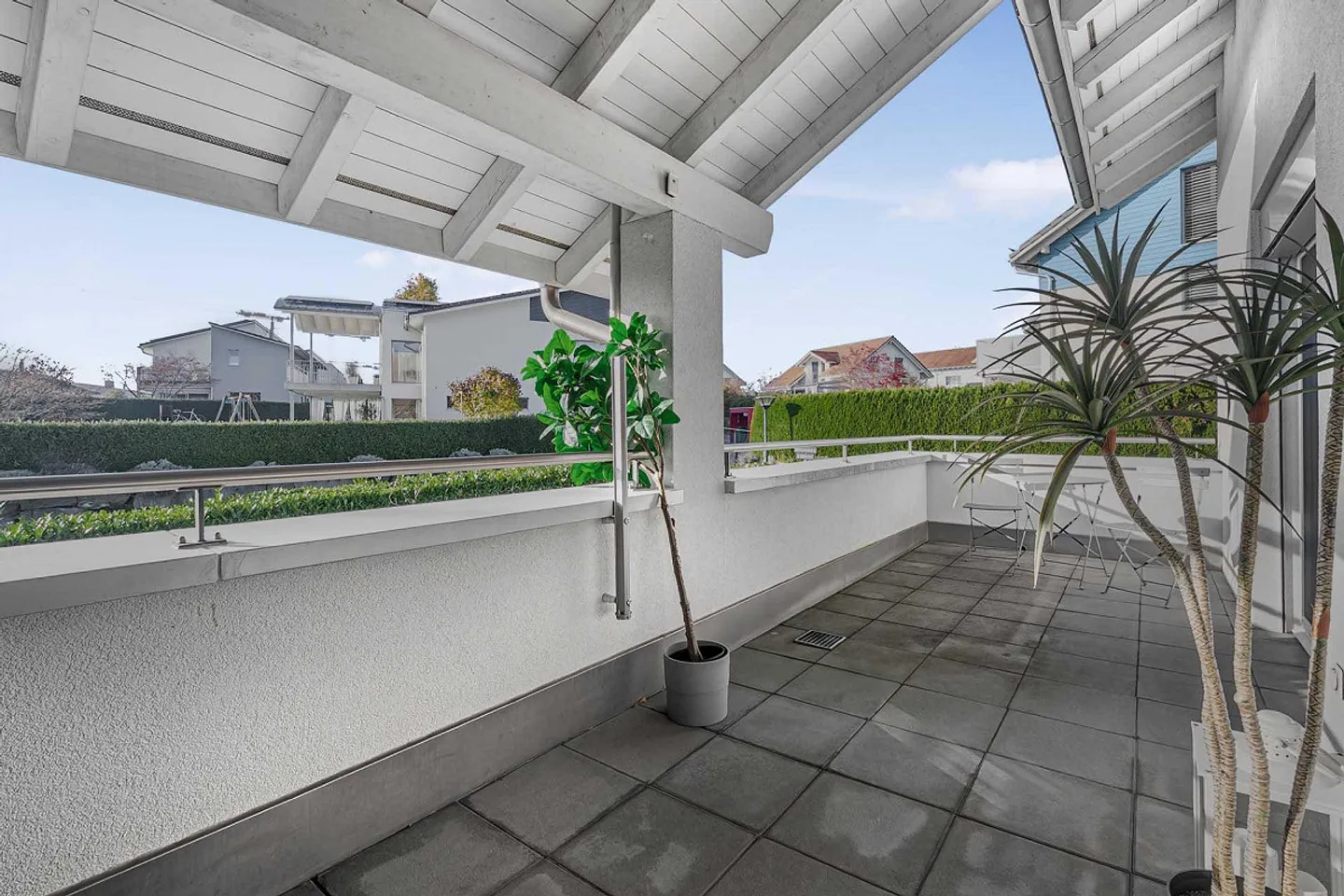 Wohnoase mit Pool – 6.5 Zimmer Doppeleinfamilienhaus - Foto 6 von 6