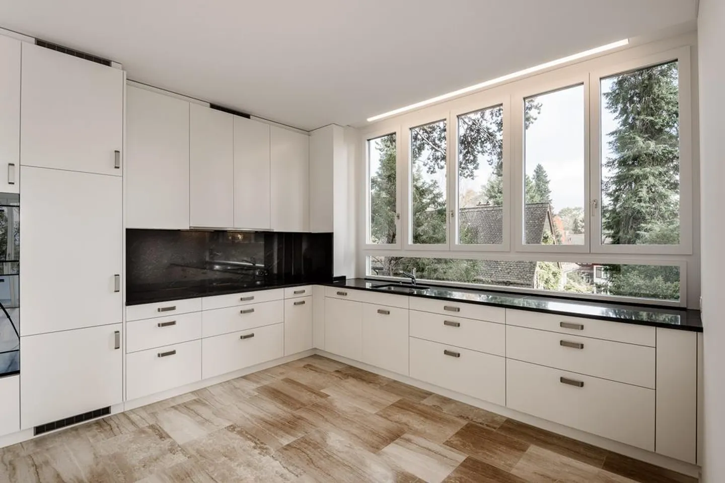 Appartement exclusif de 5,5 pièces avec vue sur la verdure - Photo 1 sur 8