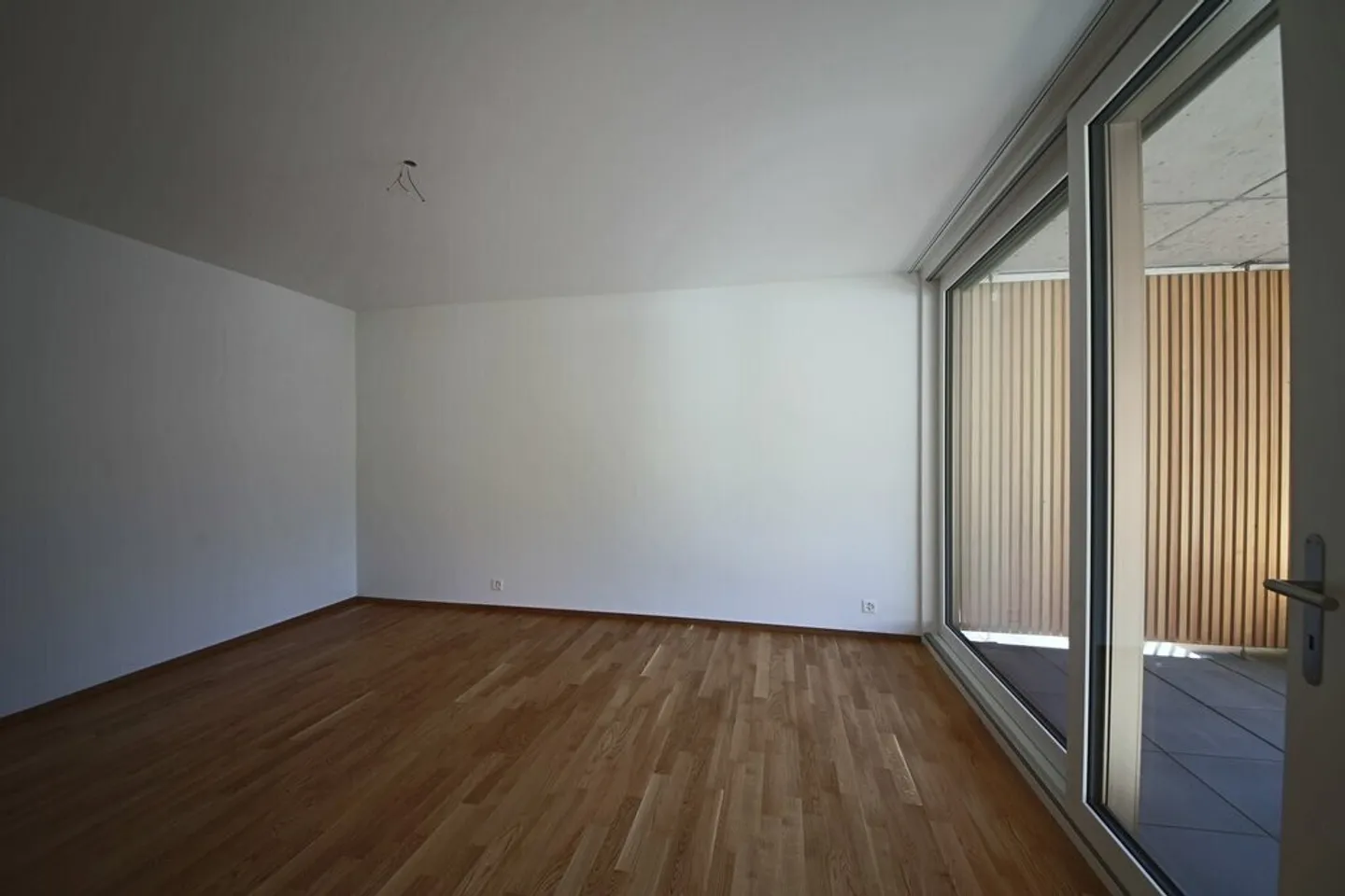 Moderno appartamento di 2,5 stanze in affitto a Ilanz! - Foto 5 di 8