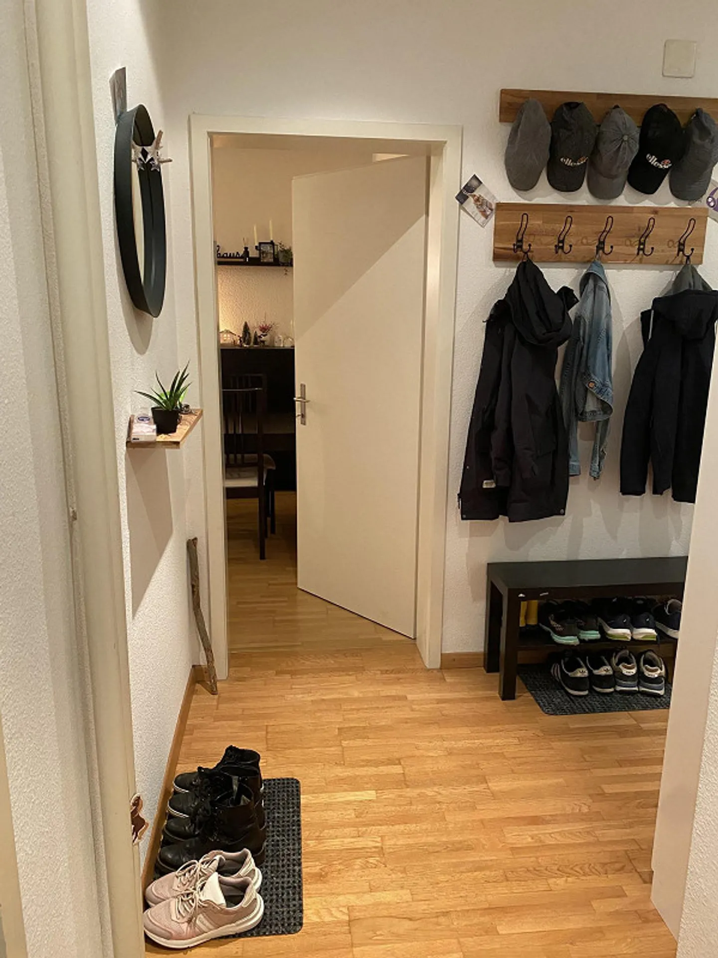 Appartement meublé de 2,5 pièces à sous-louer (février à décembre 26) - Photo 4 sur 10