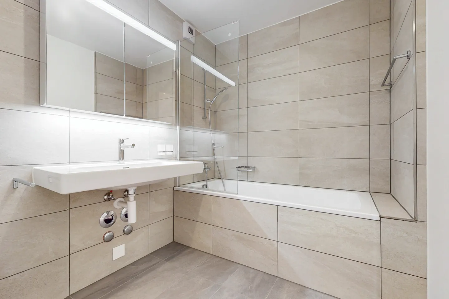 Appartement rénové au centre-ville - Photo 8 sur 10