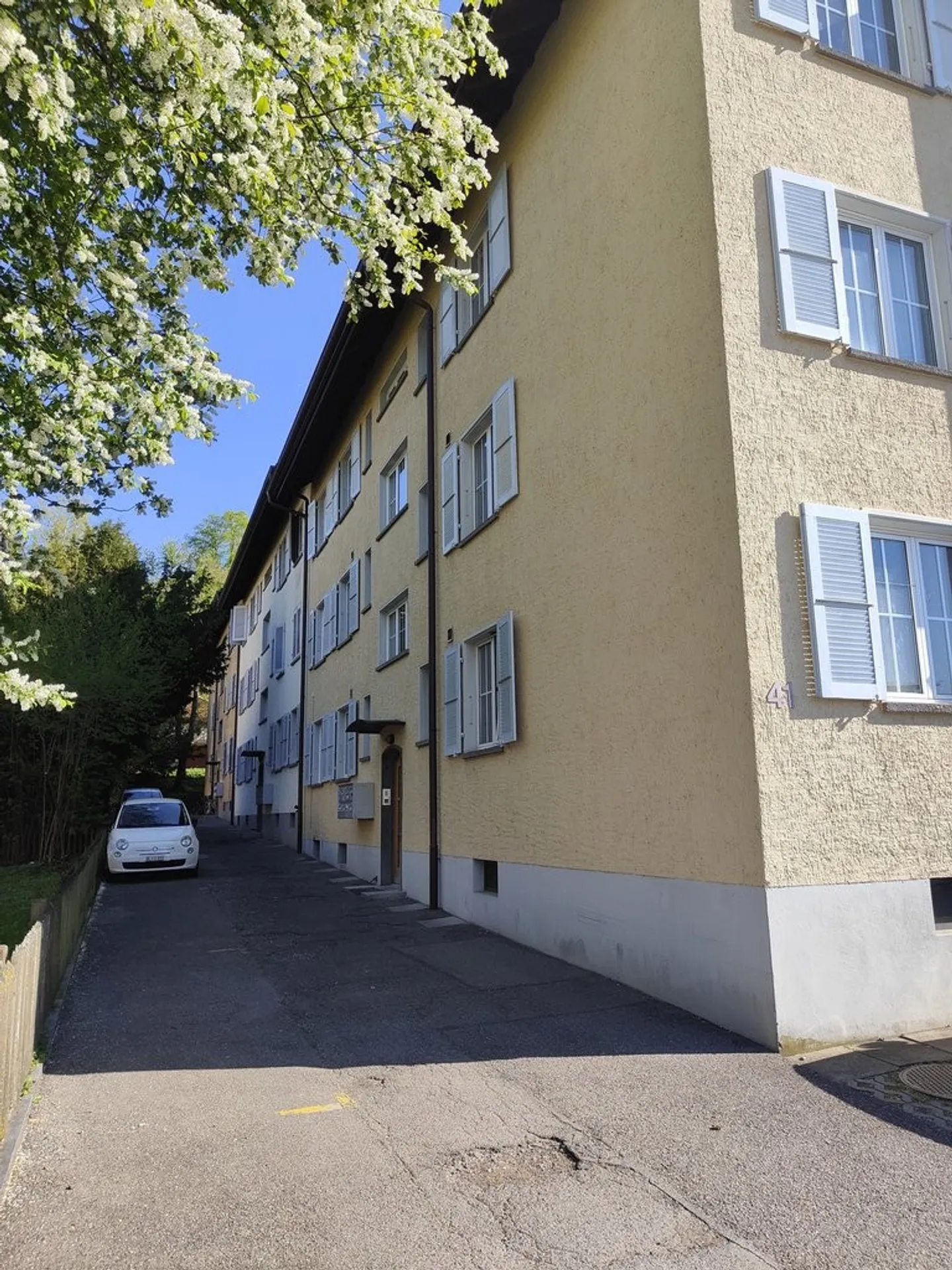 Charmant appartement 4 pièces - Photo 1 sur 8