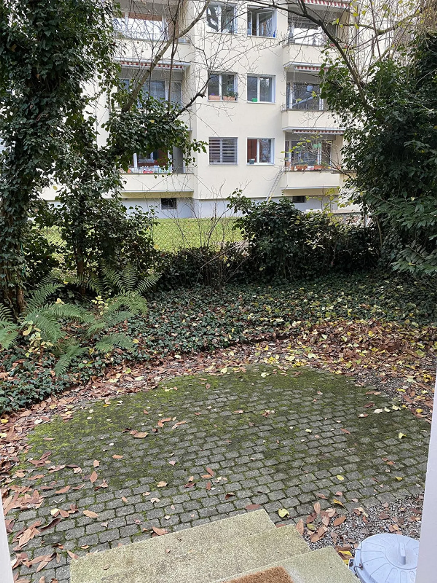 Appartement meublé de 2,5 pièces à sous-louer (février à décembre 26) - Photo 9 sur 10