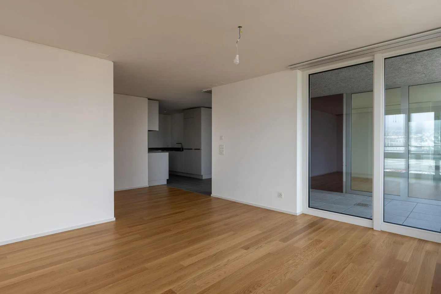 Appartement spacieux de 3,5 pièces 17.12 avec vue exclusive - Photo 10 sur 14