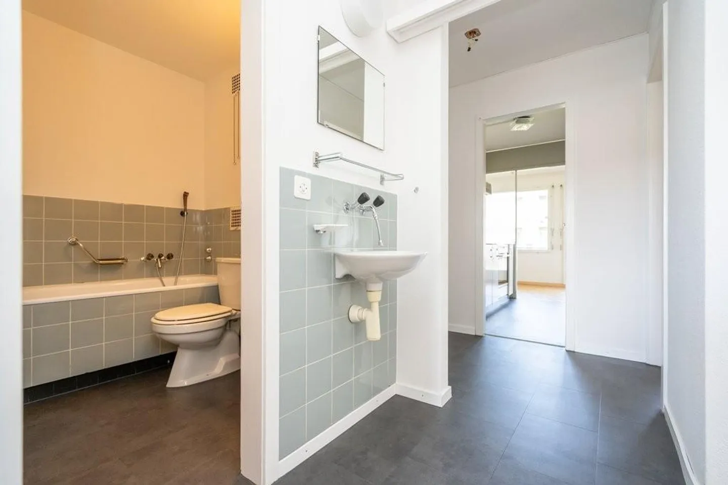 Appartement confortable dans un quartier calme - Photo 7 sur 11