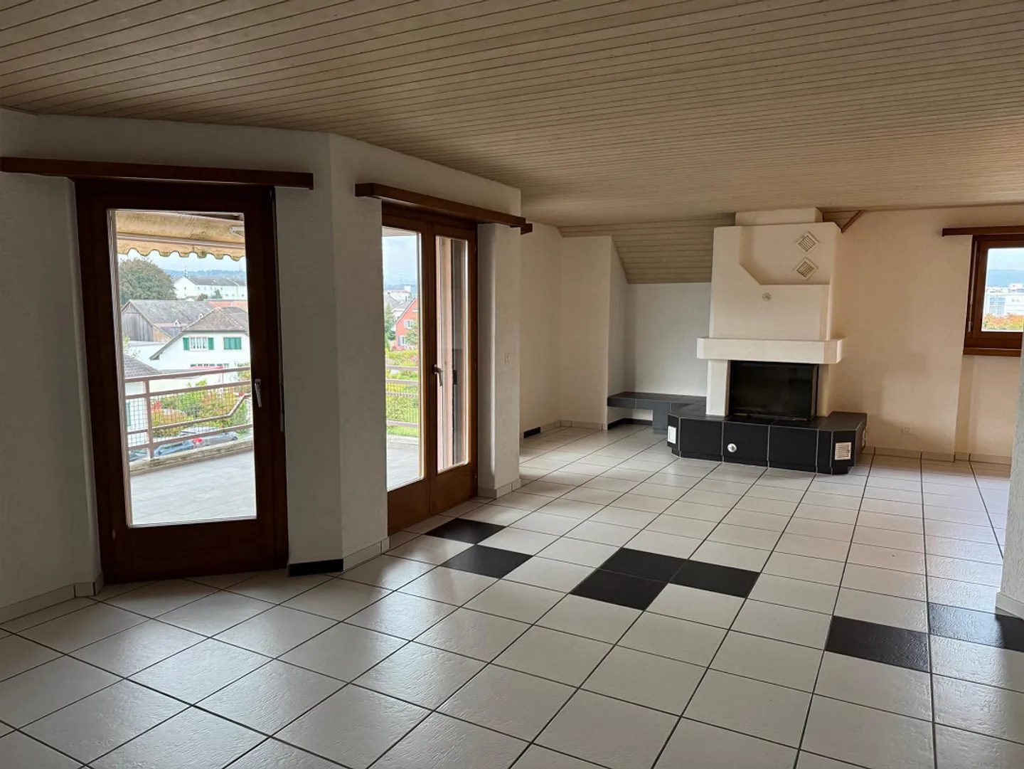 Attikawohnung mit 185m2, Balkon - Foto 8 von 12